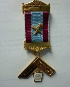 Mark - Breast Jewel - Past WMM, square and keystone